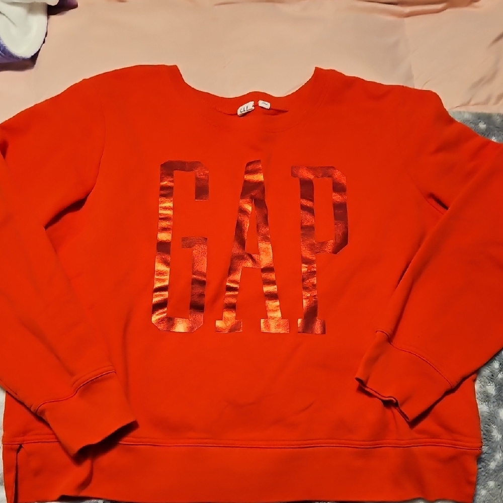 GAP Vibrant Red Logo Sweatshirt